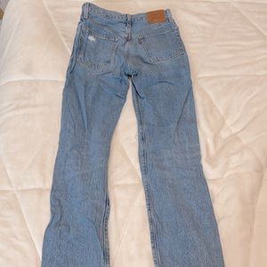 Levi High Waist Straight Leg Jean